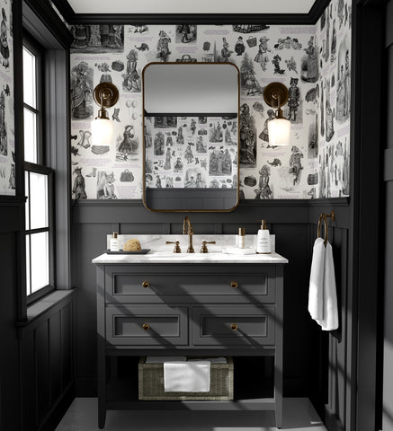 Visitorian Fashionista  Black & White